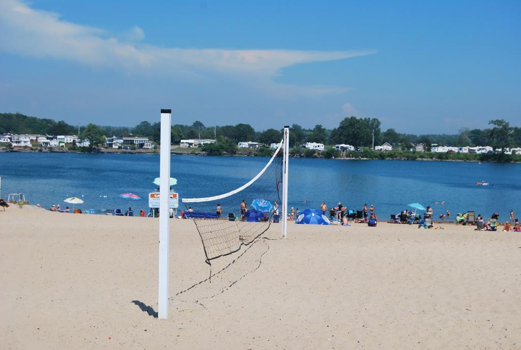 Sherkston Shores Beach Resort Порт-Колборн Экстерьер фото